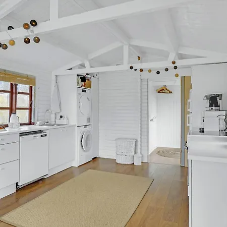 Stunning In Stevns With Kitchen