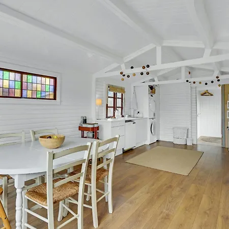 Stunning In Stevns With Kitchen *