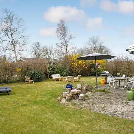 Stunning In Stevns With Kitchen *