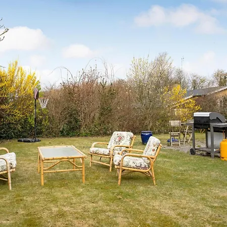 Stunning In Stevns With Kitchen Holiday home